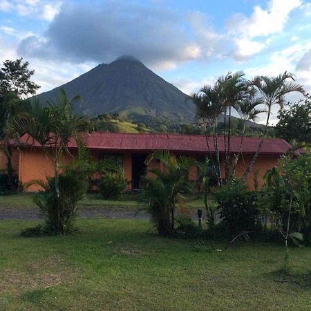 Cabinas Los Guayabos Hotell La Fortuna Exteriör bild