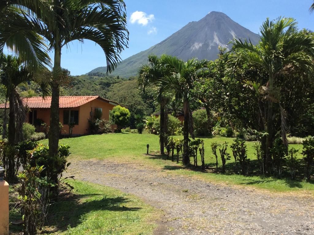 Cabinas Los Guayabos Hotell La Fortuna Exteriör bild