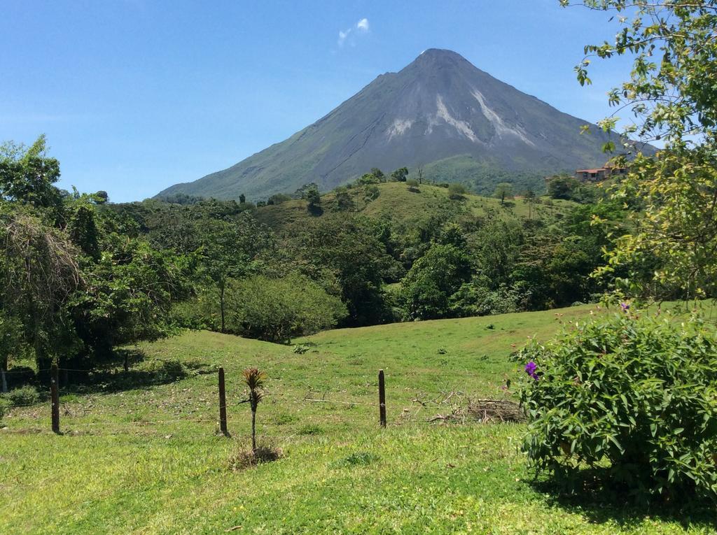 Cabinas Los Guayabos Hotell La Fortuna Exteriör bild