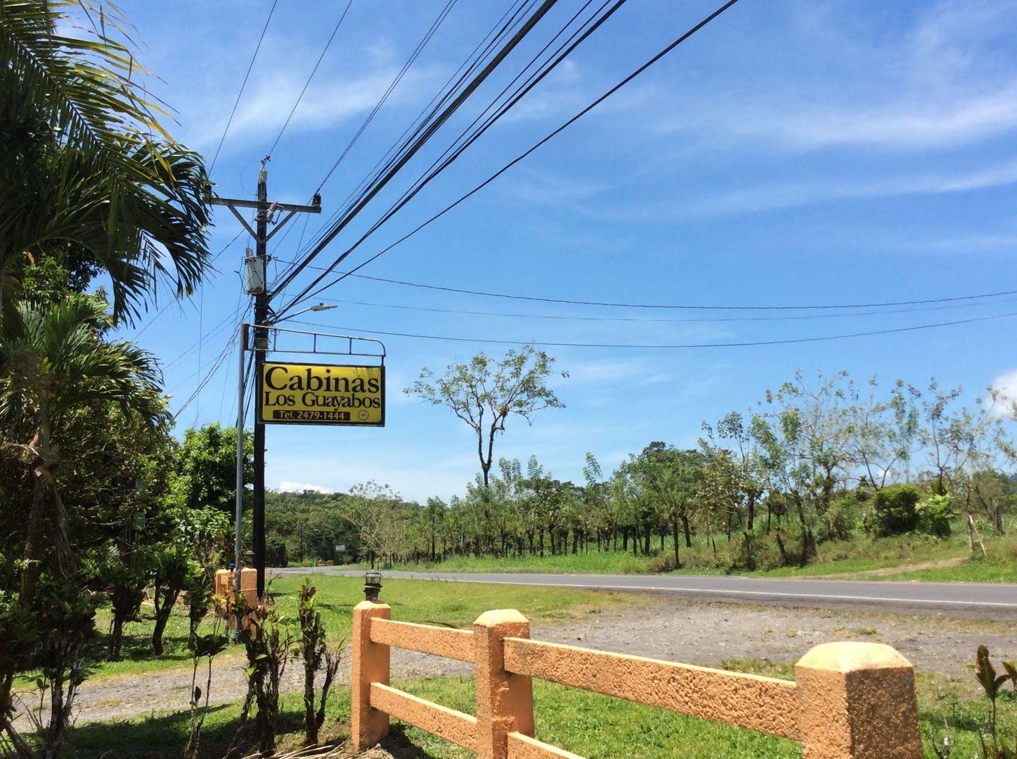 Cabinas Los Guayabos Hotell La Fortuna Exteriör bild